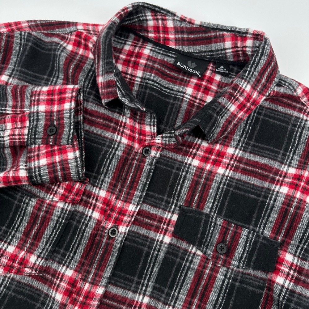 Burnside Men's XL Flannel Shirt Red Black Plaid Long Sleeve Button Down Y2K